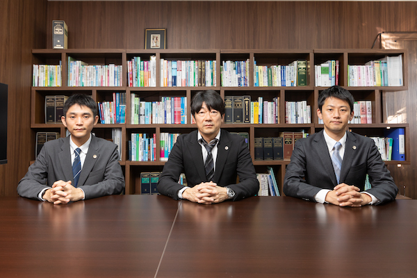 成年後見については、弁護士にご相談ください